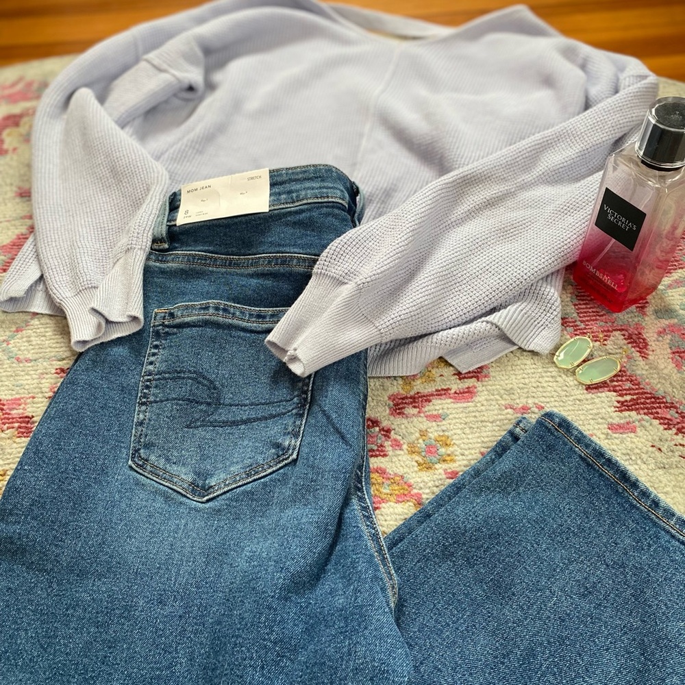 American Eagle Mom Jeans
